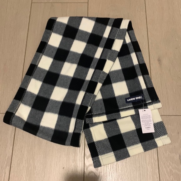 Lands End Checkered Plaid Scarf - Picture 2 of 4